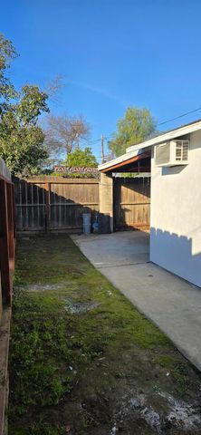 329 E Fedora Avenue, Fresno, CA 93704