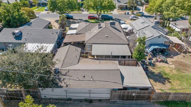329 E Fedora Avenue, Fresno, CA 93704