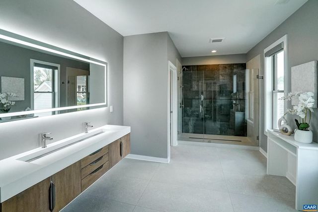1329 PEN PARK LN, Charlottesville, VA 22901