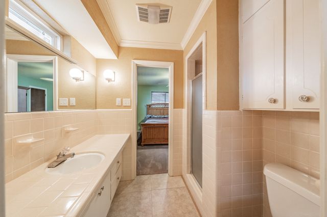 405 Pecan Drive, Desoto, TX 75115