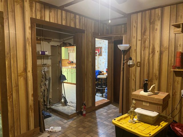 2913 Tarpey Avenue, Texas City, TX 77590