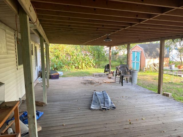 2913 Tarpey Avenue, Texas City, TX 77590