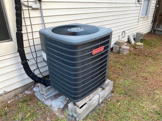 2913 Tarpey Avenue, Texas City, TX 77590