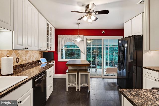 1022 CAROLYN DR, West Chester, PA 19382
