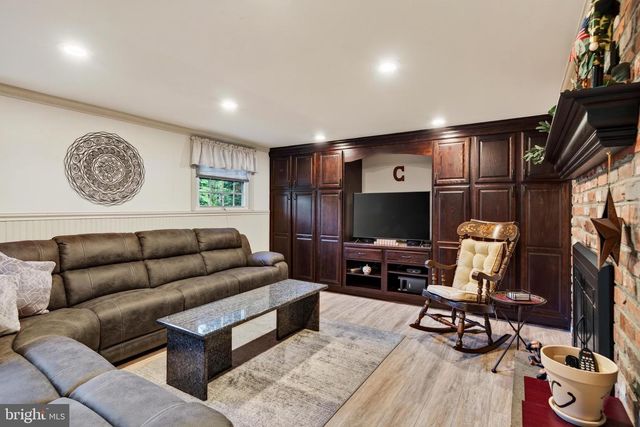 1022 CAROLYN DR, West Chester, PA 19382