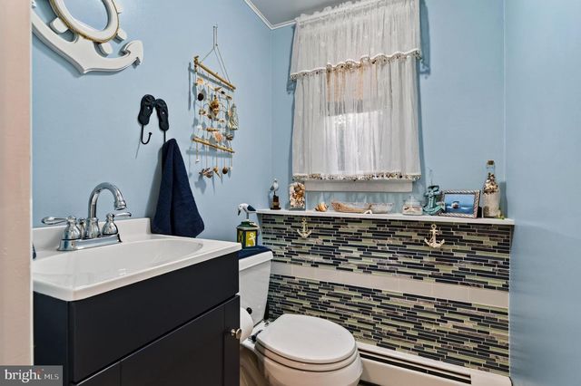 1022 CAROLYN DR, West Chester, PA 19382