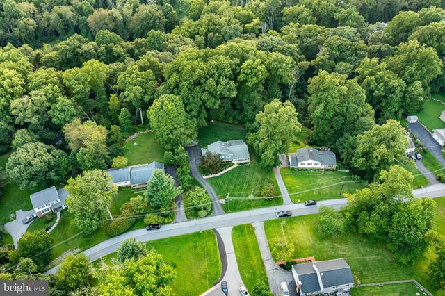 1022 CAROLYN DR, West Chester, PA 19382