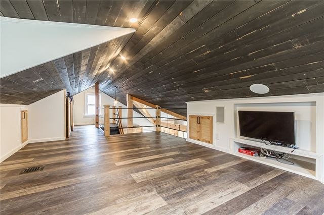 278 Winfield Road, Irondequoit, NY 14622