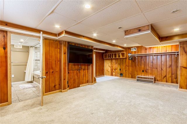 278 Winfield Road, Irondequoit, NY 14622