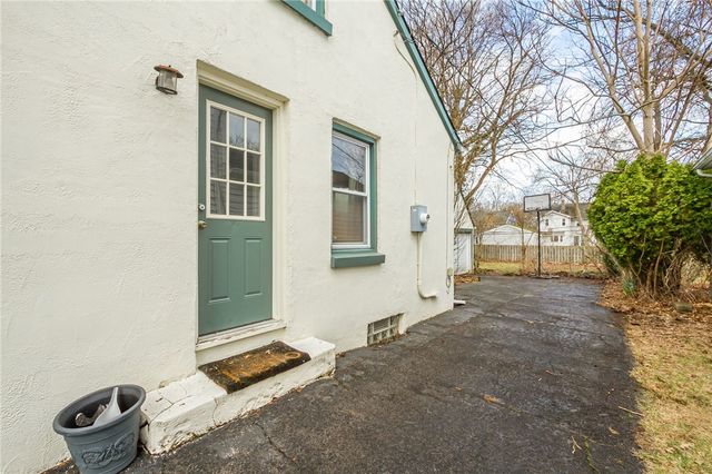 278 Winfield Road, Irondequoit, NY 14622