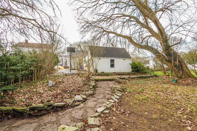 278 Winfield Road, Irondequoit, NY 14622