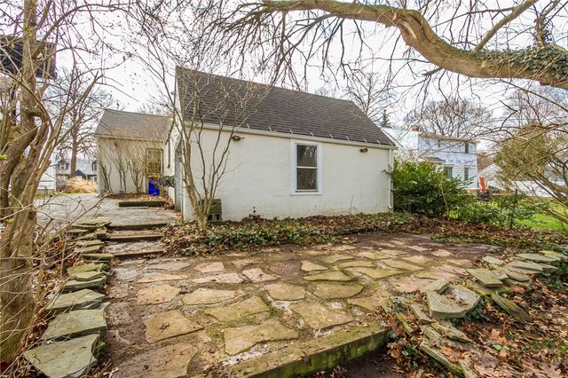 278 Winfield Road, Irondequoit, NY 14622