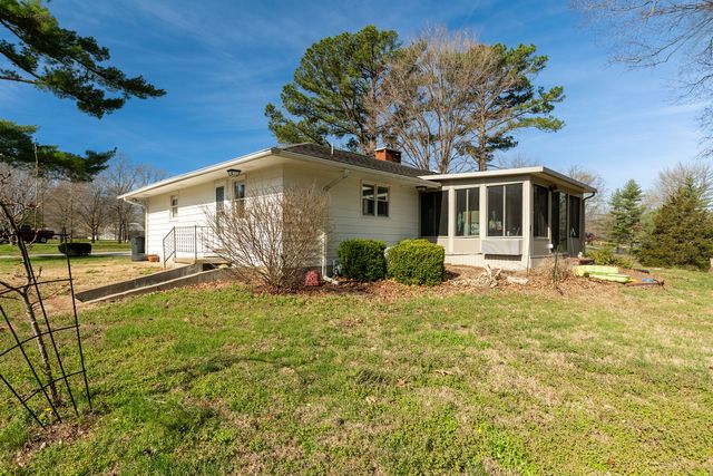 218 Blessing Circle, Murphysboro, IL 62966