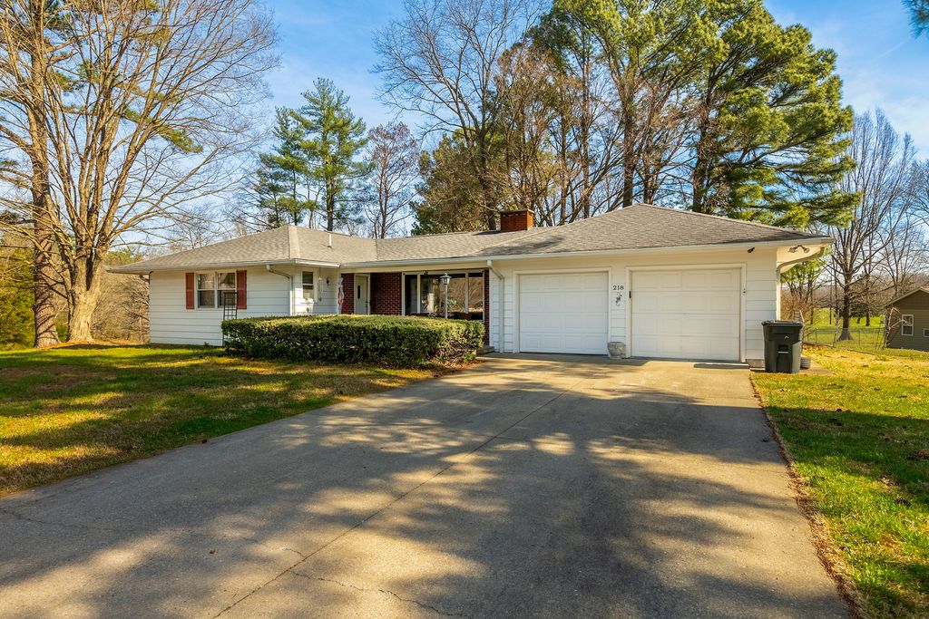 218 Blessing Circle, Murphysboro, IL 62966