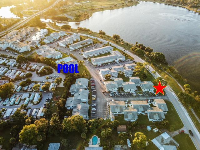 2004 Lake Osborne Drive 1, Lake Worth Beach, FL 33461