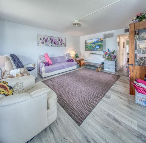 2004 Lake Osborne Drive 1, Lake Worth Beach, FL 33461