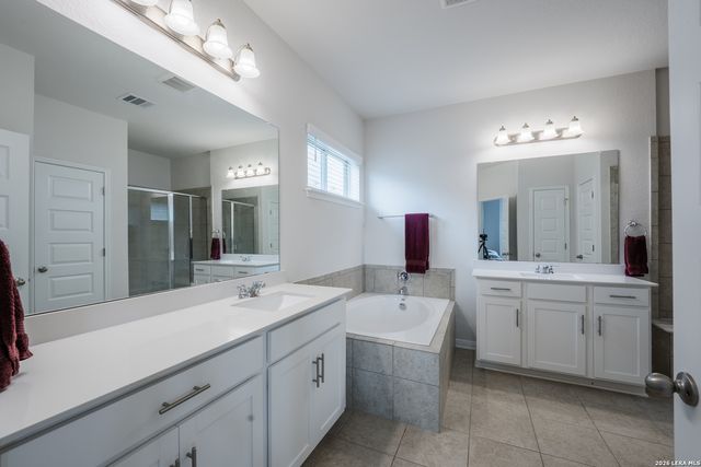 4947 RANAHAN PASS, St Hedwig, TX 78152