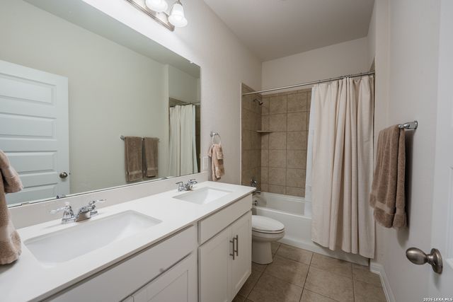 4947 RANAHAN PASS, St Hedwig, TX 78152