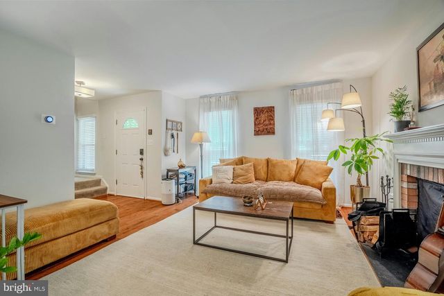 5908 ROBERTS COMMON CT, Burke, VA 22015