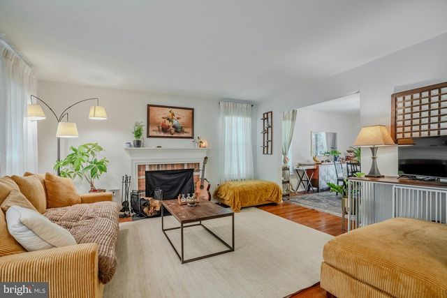 5908 ROBERTS COMMON CT, Burke, VA 22015