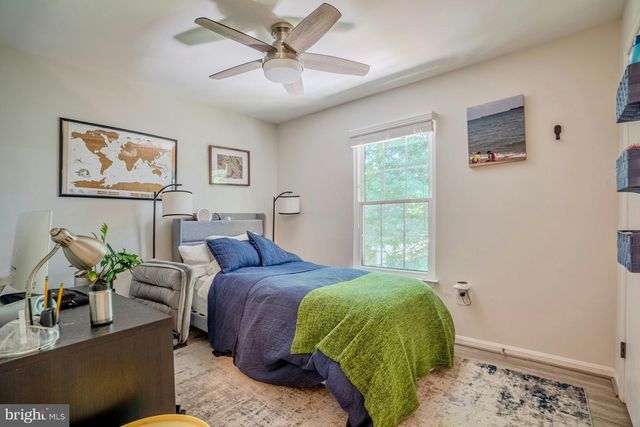 5908 ROBERTS COMMON CT, Burke, VA 22015