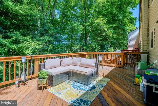 5908 ROBERTS COMMON CT, Burke, VA 22015