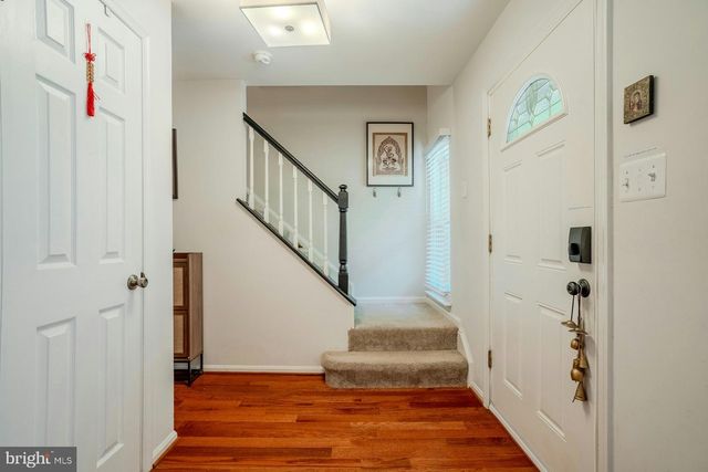 5908 ROBERTS COMMON CT, Burke, VA 22015