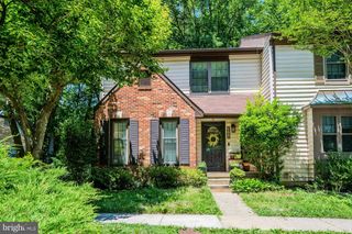 5908 ROBERTS COMMON CT, Burke, VA 22015