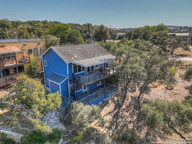 925 & 913 GLENN DR, Canyon Lake, TX 78133