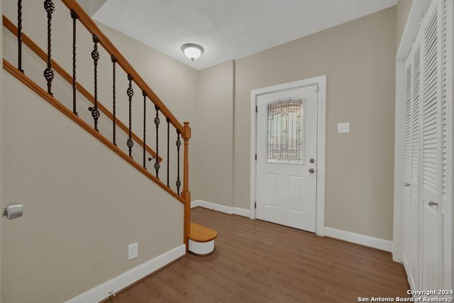 925 & 913 GLENN DR, Canyon Lake, TX 78133