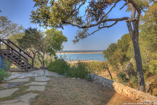 925 & 913 GLENN DR, Canyon Lake, TX 78133