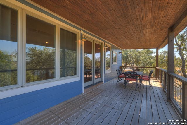 925 & 913 GLENN DR, Canyon Lake, TX 78133