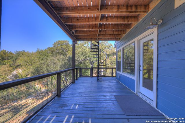 925 & 913 GLENN DR, Canyon Lake, TX 78133