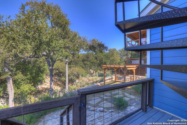 925 & 913 GLENN DR, Canyon Lake, TX 78133
