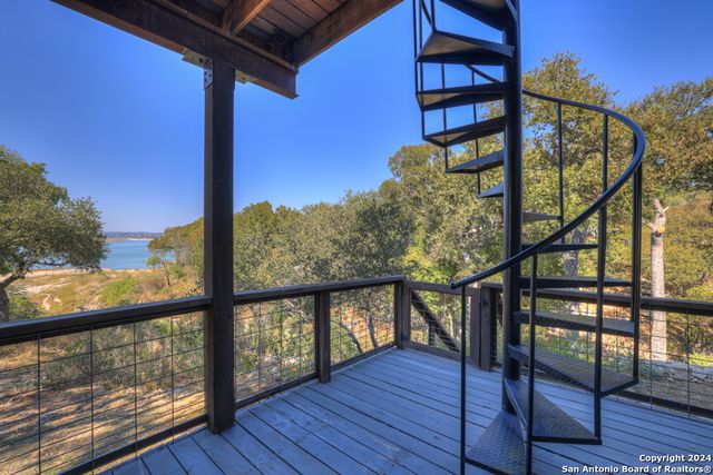 925 & 913 GLENN DR, Canyon Lake, TX 78133