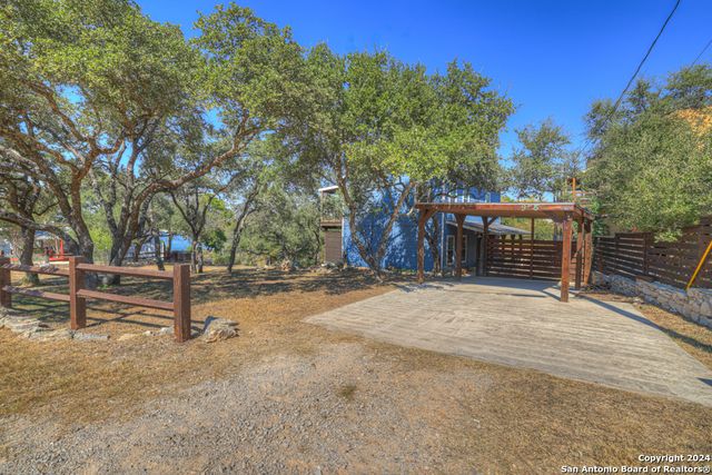 925 & 913 GLENN DR, Canyon Lake, TX 78133