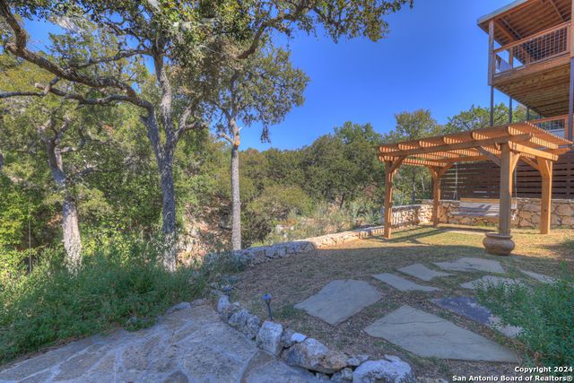 925 & 913 GLENN DR, Canyon Lake, TX 78133