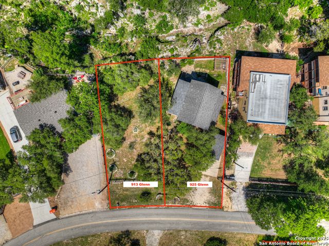 925 & 913 GLENN DR, Canyon Lake, TX 78133