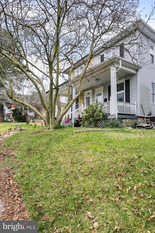 304 N 30TH ST, Swatara, PA 17111