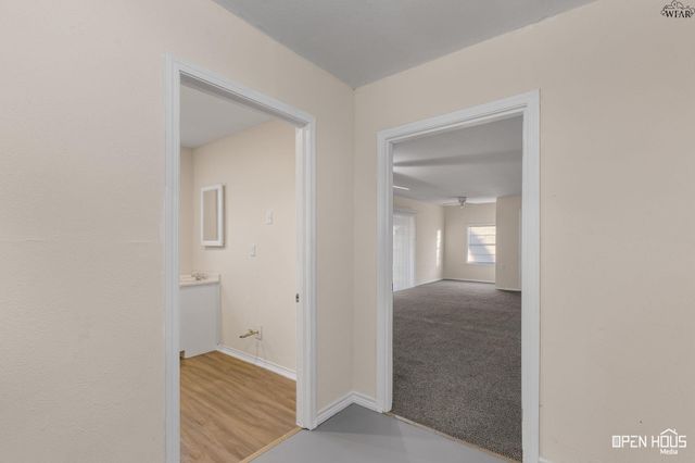 711 E BANK STREET, Iowa Park, TX 76367