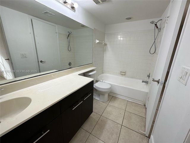 5780 Rock Island Rd 370, Tamarac, FL 33319