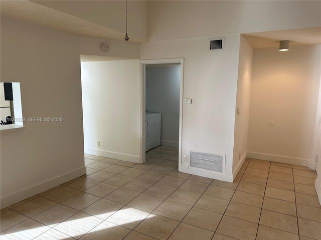 5780 Rock Island Rd 370, Tamarac, FL 33319