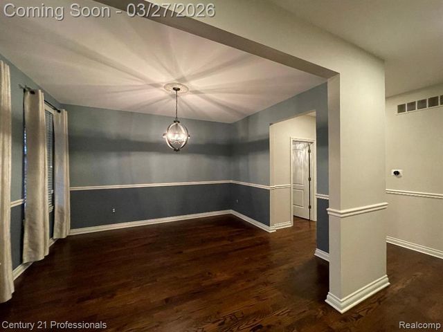 50153 Grant Street, Canton, MI 48188