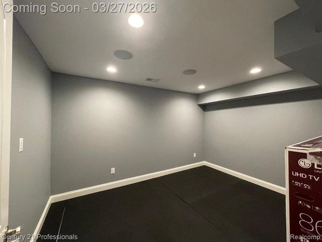 50153 Grant Street, Canton, MI 48188