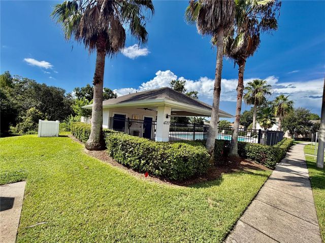 9912 ASHBURN LAKE DRIVE, Tampa, FL 33610