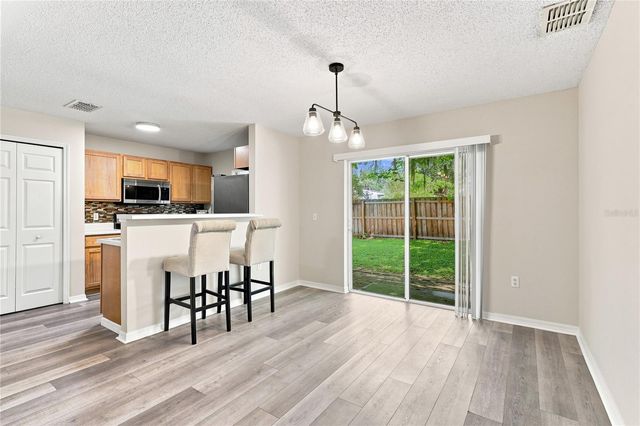 9912 ASHBURN LAKE DRIVE, Tampa, FL 33610