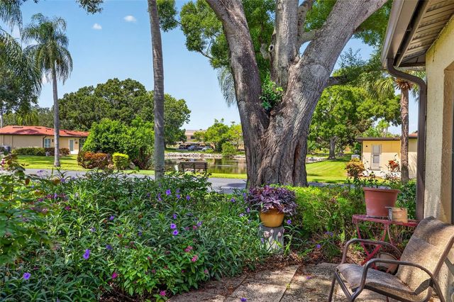 12200 VONN ROAD 7D, Largo, FL 33774