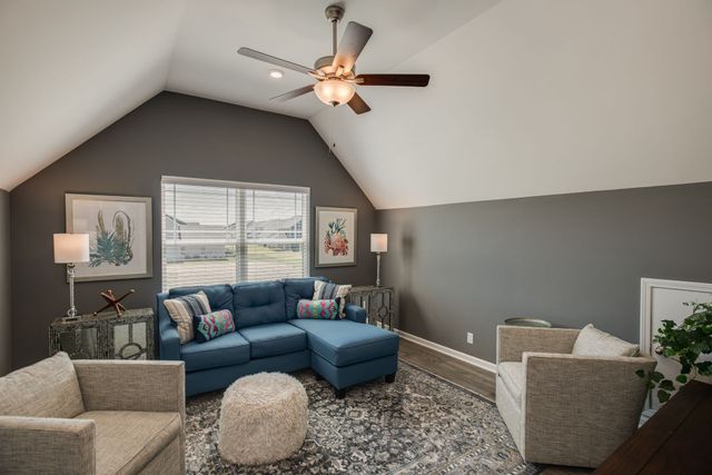 102 Einkorn Rd, Shelbyville, TN 37160