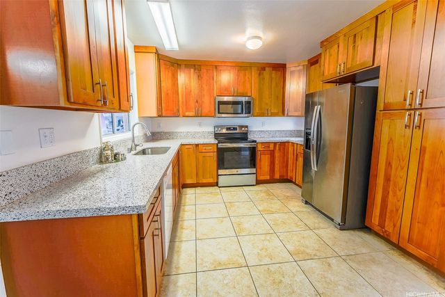 1439 Akuleana Place, Kailua, HI 96734