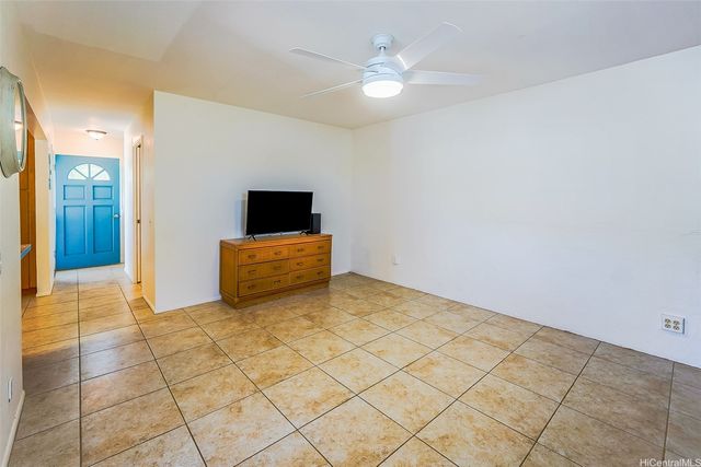 1439 Akuleana Place, Kailua, HI 96734